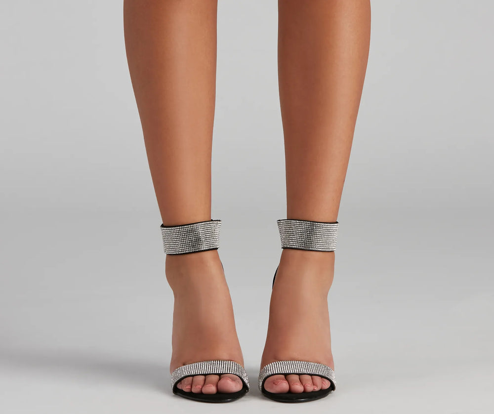 Glam Struck Rhinestone Stiletto Hakken