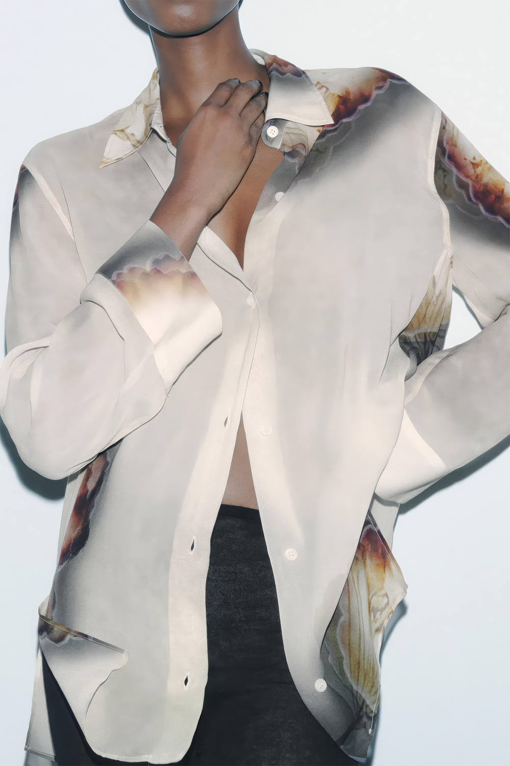 Calla - Elegante Abstracte Print Dames Chiffon Knopshirt