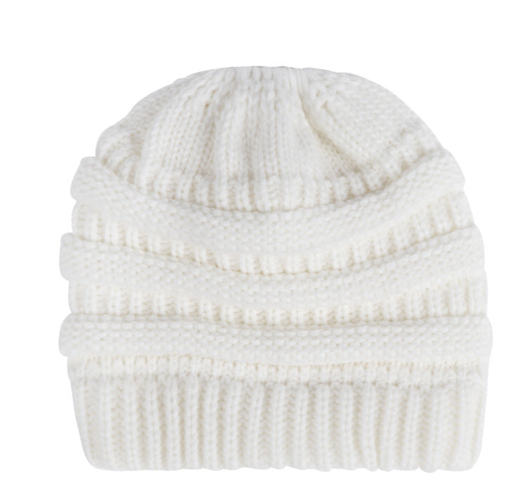 Gebreide Muts met Opening voor Paardenstaart | Ideaal voor het Koude Seizoen