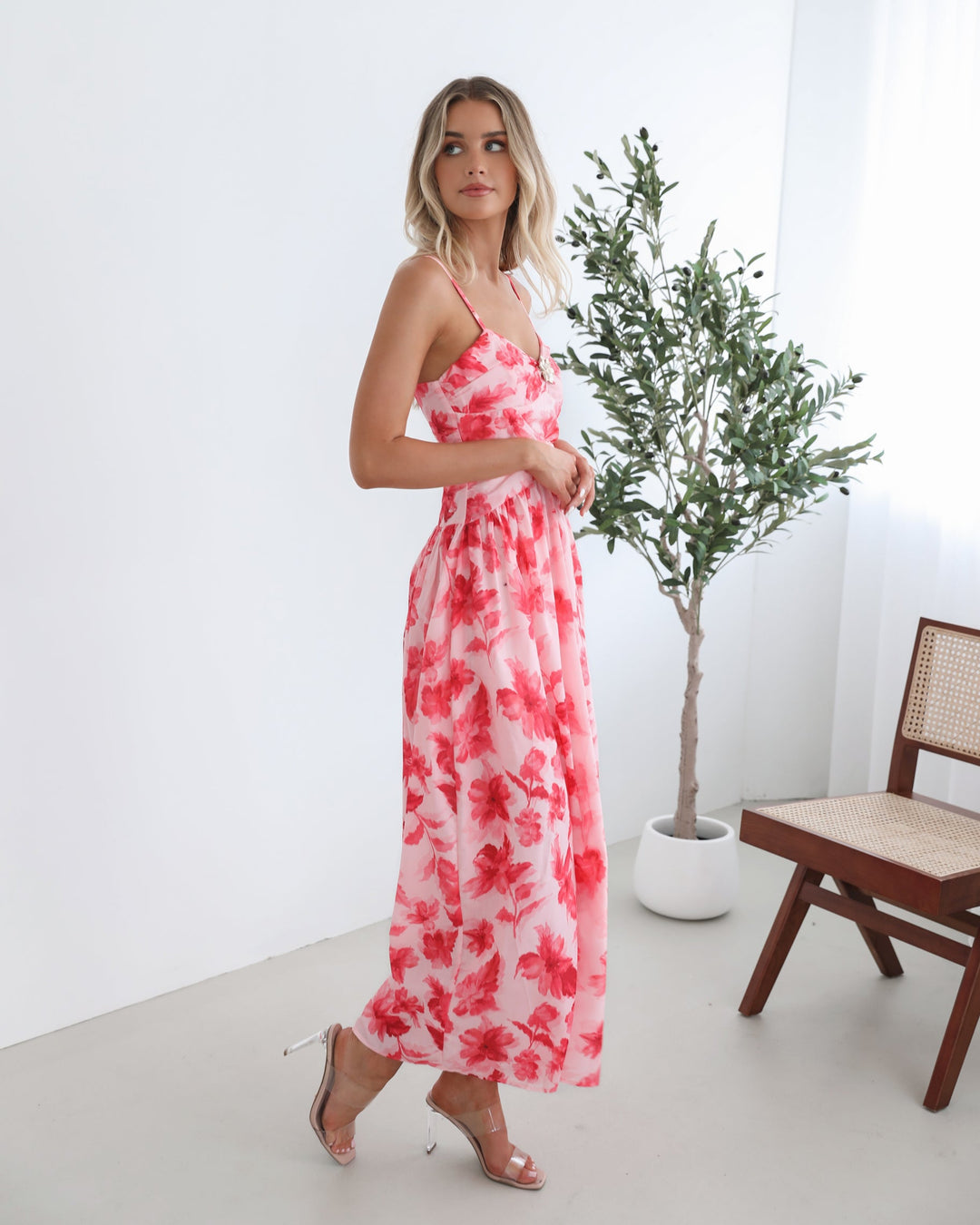 Hartvormige Halslijn | Dames | Jayendra Jurk | Bloemig | Roze | Bandjes | Maxi Lengte