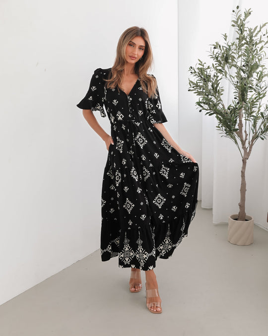 Dames | Ortensia Jurk | Zwart Print | V-Hals | Korte Flodder Mouwen | Midi Lengte