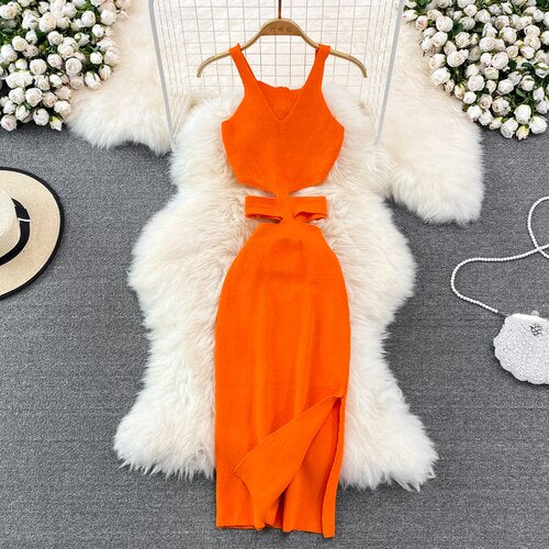 Moderne Avondjurk met Uitsparingen en Decoratieve Strik