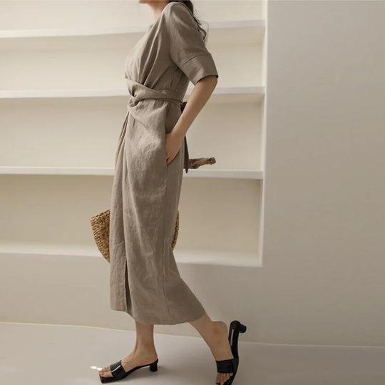 Dames midi linnen jurk met plooien in de taille