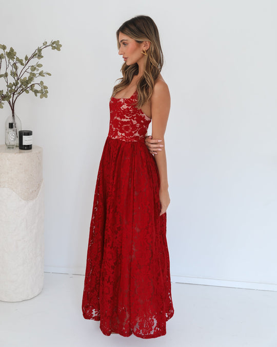 Halternek | Dames | Shira Jurk | Rode Print | Vloeiende Rok | Maxi Lengte