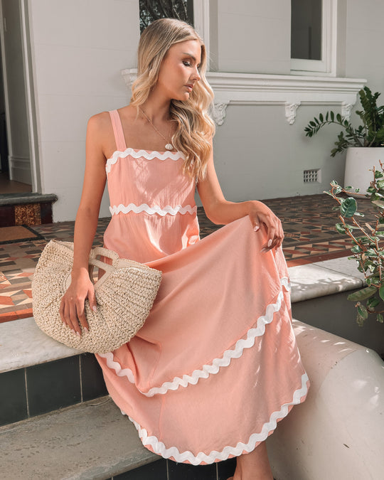 Vrouw | Jurk | Bandjes | Vierkante Halslijn | A-Lijn Rok | Midaxi Lengte | Roze Multi