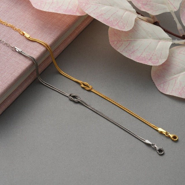 Elegante Minimalistische Armband met Liefdesknoop voor Vrouwen