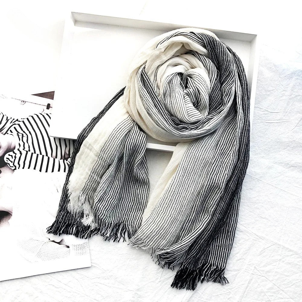 Unisex Fringed Scarf | Ideal for the Winter Season